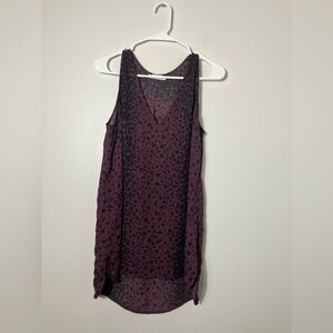 Vince‎ Sz M Tank Top 100% Silk Purple V Neck Animal Print Summer Casual